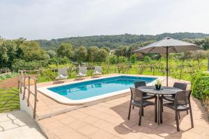 Casa Dina-Villa con piscina privada y wifi gratis