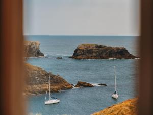 Hotels Le Grand Large, Belle-Ile-En-Mer : photos des chambres