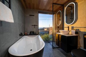 Ocean Breeze Homestays 2