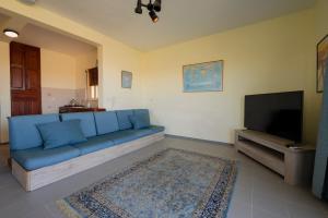 3 Bdr Apt with Panoramic Valley Beach Views