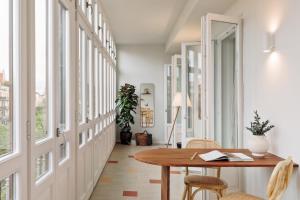 Pacaya - 2 bedrooms, office and balcony in Eixample Dreta