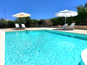 Αngélique Pool garden apartment