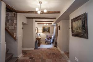 Three Little Pigs Luxury Cottage