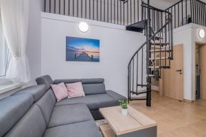 Apartment TRIES 5 with heated pool and sea view