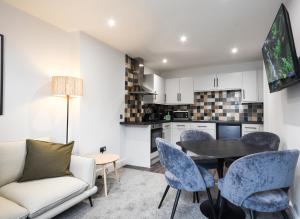 Boughton House by Guestz