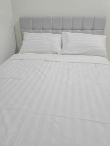 Kuya Os Staycation at Royal Oceancrest Condominium Panglao