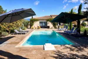 Maisons de vacances Maison au calme proche Mont Ventoux et Luberon : photos des chambres