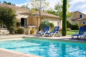 Maisons de vacances Maison au calme proche Mont Ventoux et Luberon : photos des chambres