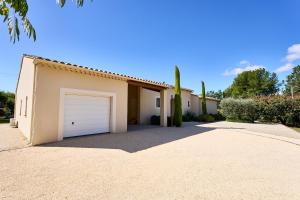 Maisons de vacances Maison au calme proche Mont Ventoux et Luberon : photos des chambres