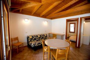 Houses and Mobilehomes in Grado 38490