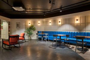 For Students Only - Student Castle Reading