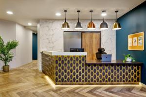 For Students Only - Student Castle Reading