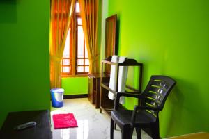 Luxury Everest Hotel