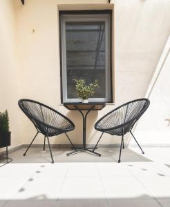 Urban Sun Terrace Oasis at Deak Ferenc Square