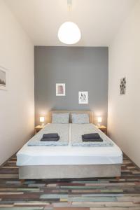 Urban Sun Terrace Oasis at Deak Ferenc Square