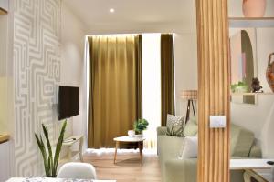 Wavefront Apartment 3