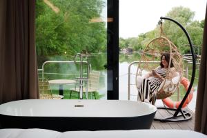 Hotels L-Escale Royale Poissy Ile de Migneaux - Seine : photos des chambres