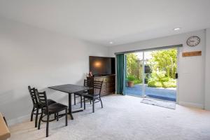 Garden Suite near Jericho Beach