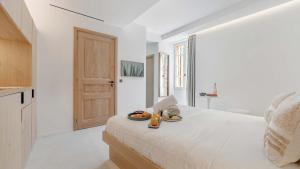 La Ponche X Les Graniers - Old Village - Shellter