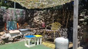 HAUT DE VILLA au MONT ST CLAIR VUE EXCEPTIONNELLE MER et FORÊT terrasses, piscine, pétanque, solarium privés