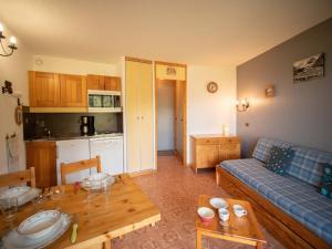 Studio cosy avec terrasse, accès direct pistes, animaux acceptés, parking en option - FR-1-291-737