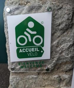 B&B / Chambres d'hotes Chez Brigitte Chambre d hotes avec cour privative,piscine, : photos des chambres