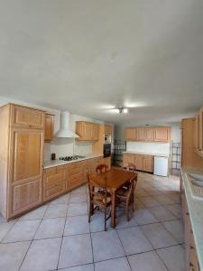 Appartements Mas Fontclaire - Sommieres : photos des chambres