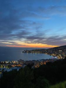 Seaside and mountain view apartment
