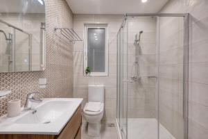 Stylish 1 Bedroom Central St Julians Sleeps 4