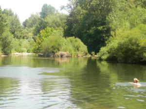 Villas Villa in Roquebrun with Private Pool : photos des chambres