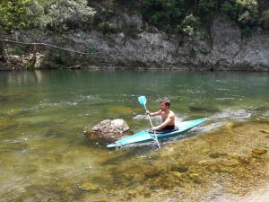 Villas Villa in Roquebrun with Private Pool : photos des chambres