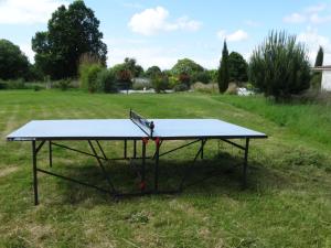 Maisons de vacances La Galerie gite climatise 4 chambres 8 personnes 2 salles d'eau WIFI parking piscine chauffee animaux acceptes Gite en pleine nature : photos des chambres