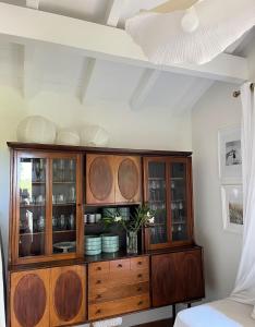 Villas Villa Hau-Oli, 4 chambres, spacieuse, piscine privee, grand jardin fleuri vue golf et 8min a pied de la plage : photos des chambres