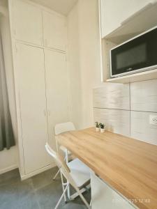 Appartements New - studio avec clim au centre d-Aix 2eme etage : photos des chambres