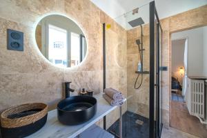 Appartement tout équipé 2 à 4 couchages au cœur du Vieux Port Panier