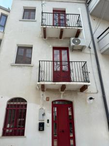 Casa Porta Rossa in Villa Caldari, 5 km from the sea