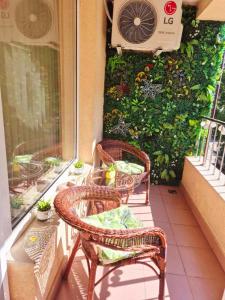 Bright 70 m2 Family Apt, Center Sofia, Metro, Parking