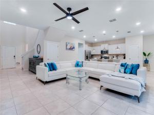 5 Bed Bliss At Solterra By Shine Villas 121