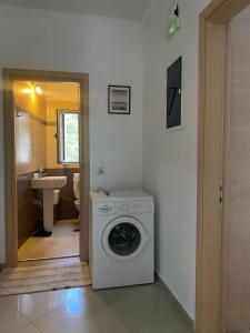 Main Seaview apartment Orikum