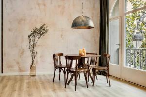 Ebro - 3 bedrooms in Gràcia