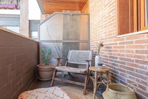 Guban - 2 bedroom and balcony in Azca