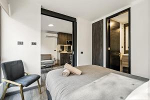 Comodo depto en barrio Yungay con AC