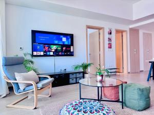 Circuit Views 1BR in Mayan 1