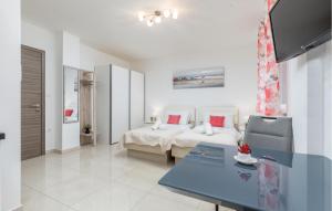 Cozy Apartment In Pula