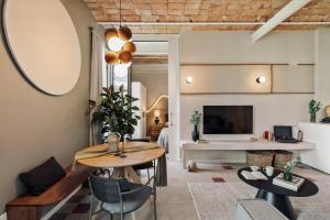 Uyuni - 2 bedrooms and balcony in Eixample Dreta