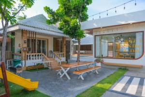 THER villa เธอ วิลล่า พูลวิลล่าปราณบุรี