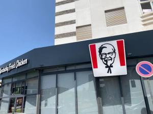 Appartement Spacieux & Moderne, 2 min Gare, 10 min Plage, Parking Gratuit