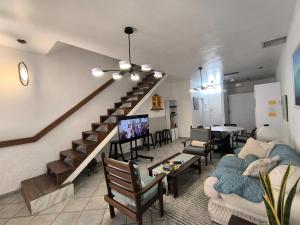 Town House in Pampatar sector Playa el Angel
