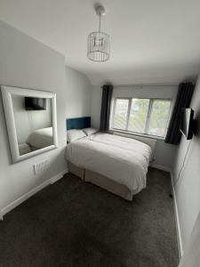 2Bed Contractor & Family Stay Kingswinford DY6