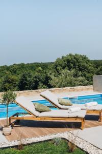 Heritage New Stone Villa Allegra - Private Swimming Pool & Garden